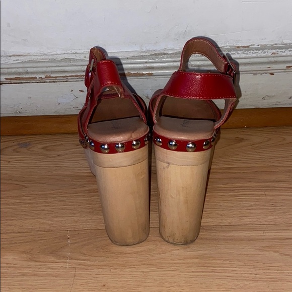 Jeffery Campbell Thick Wooden Rust Pleather Heels - Picture 2 of 3